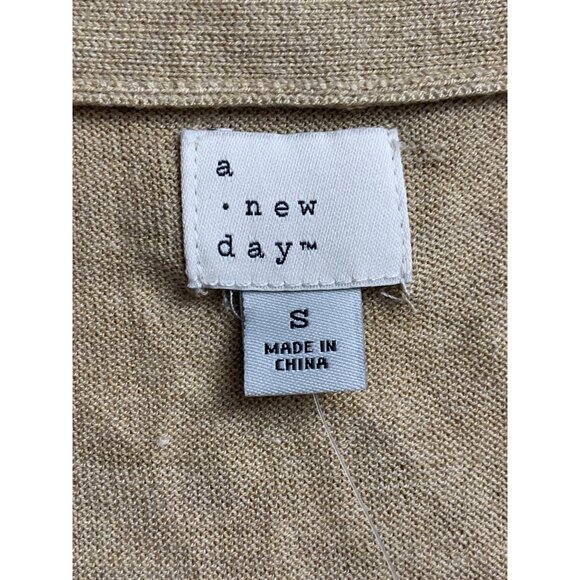 A New Day Womens Camel Color Button-Down Cardigan Sweater Lightweight Size Small - Picture 9 of 11